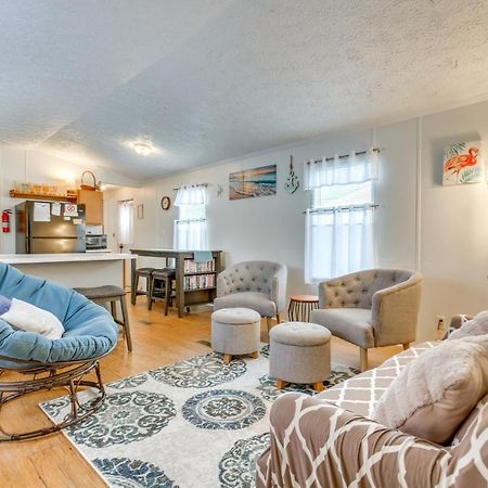 Bright Pensacola Home With Backyard - Pets Welcome! Bagian luar foto