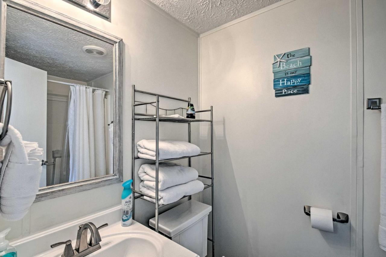 Bright Pensacola Home With Backyard - Pets Welcome! Bagian luar foto