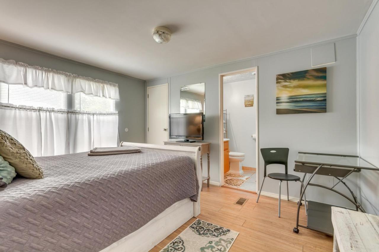 Bright Pensacola Home With Backyard - Pets Welcome! Bagian luar foto