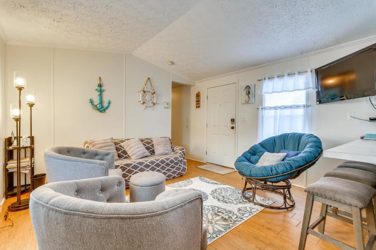 Bright Pensacola Home With Backyard - Pets Welcome! Bagian luar foto